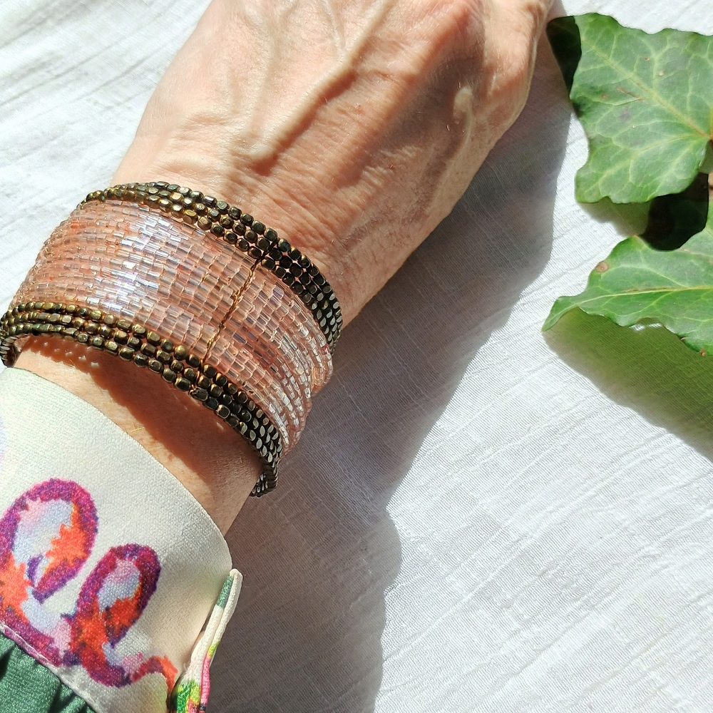 🌿 BOHO REVIVAL 🌿 VTG 1990s memory wire maximalist cuff bracelet, Gypsy Max